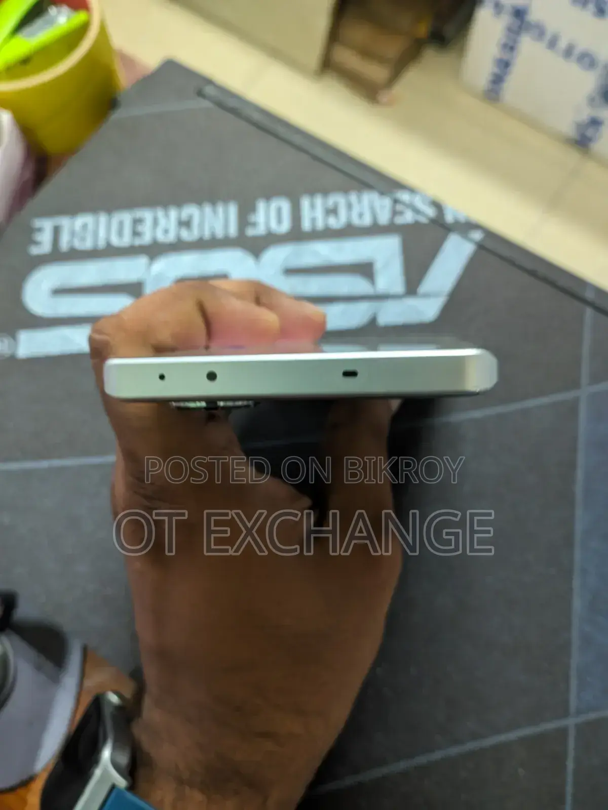 Realme 256 GB Silver