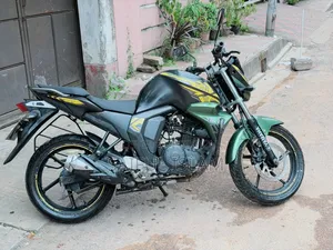 Yamaha 2017 Green