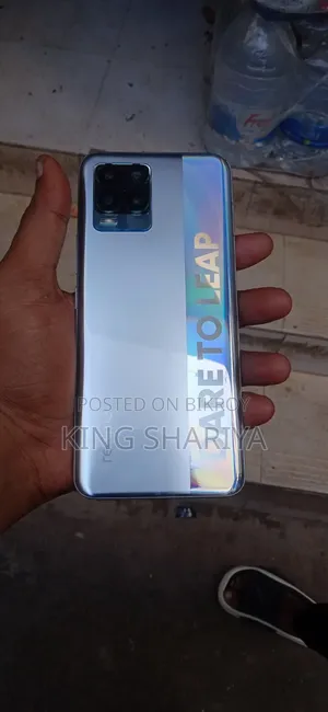 Realme 8 GB