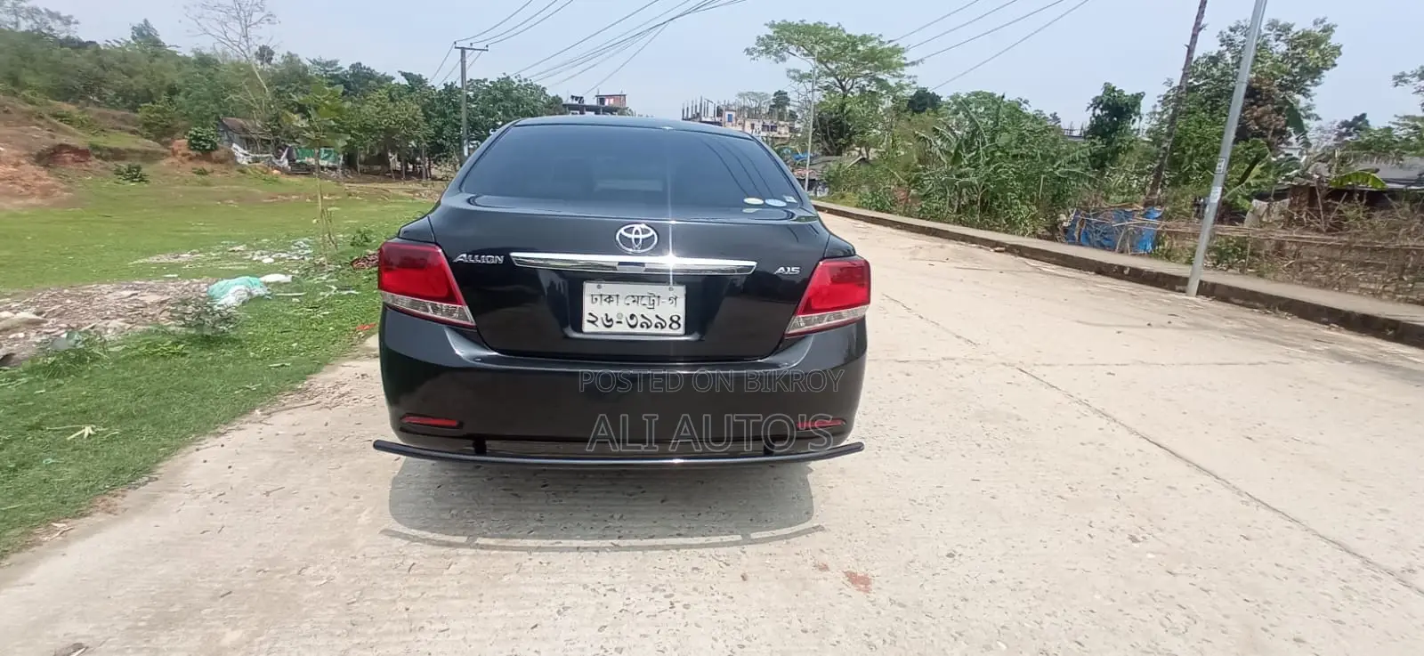 টয়োটা অ্যালিয়ন ২০১২ কালো