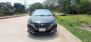 টয়োটা অ্যালিয়ন ২০১২ কালো
