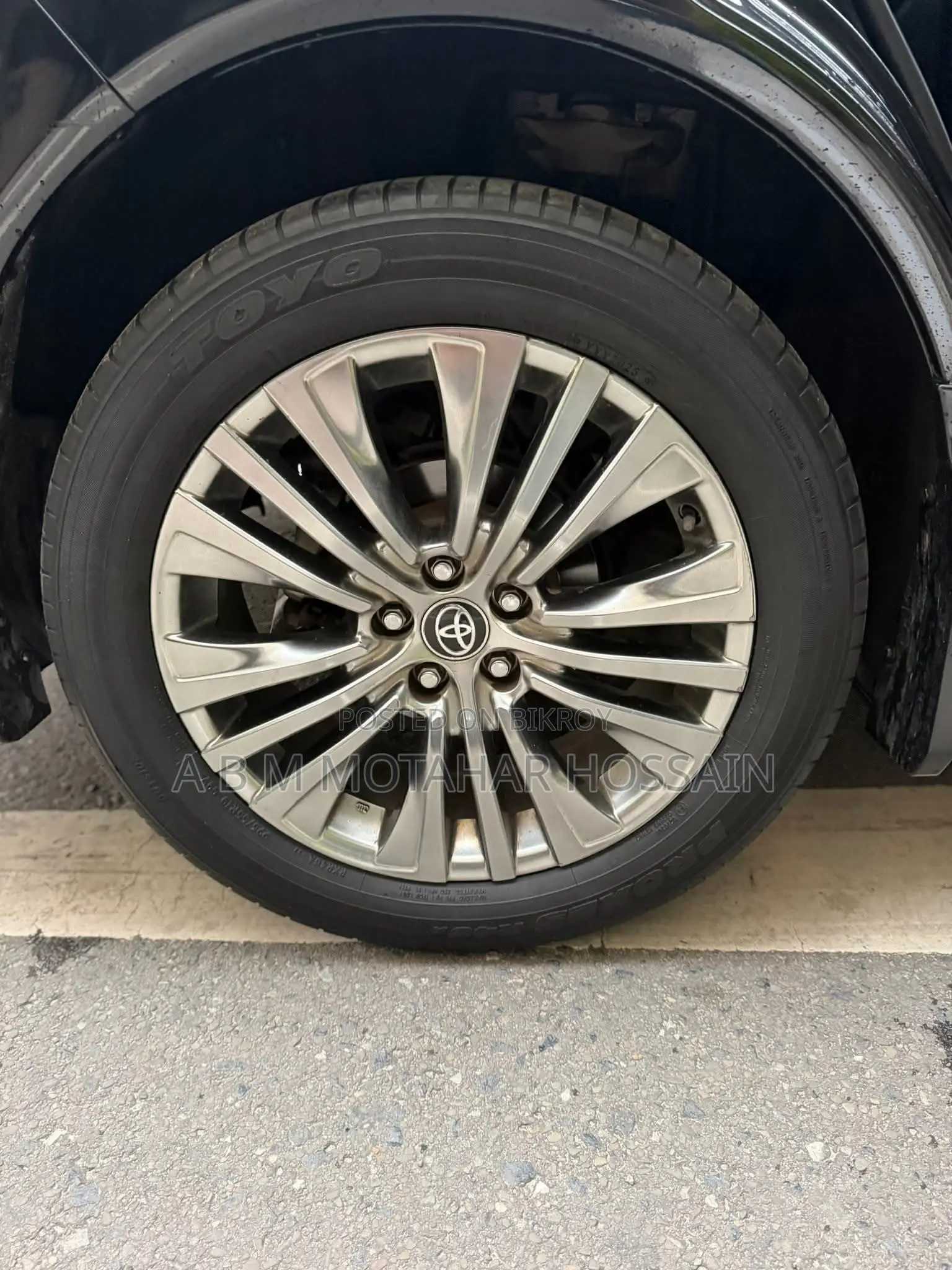 Toyota Harrier 2.0 2021 Black