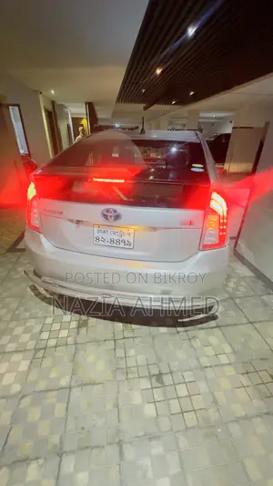 Toyota Prius 2012 Silver