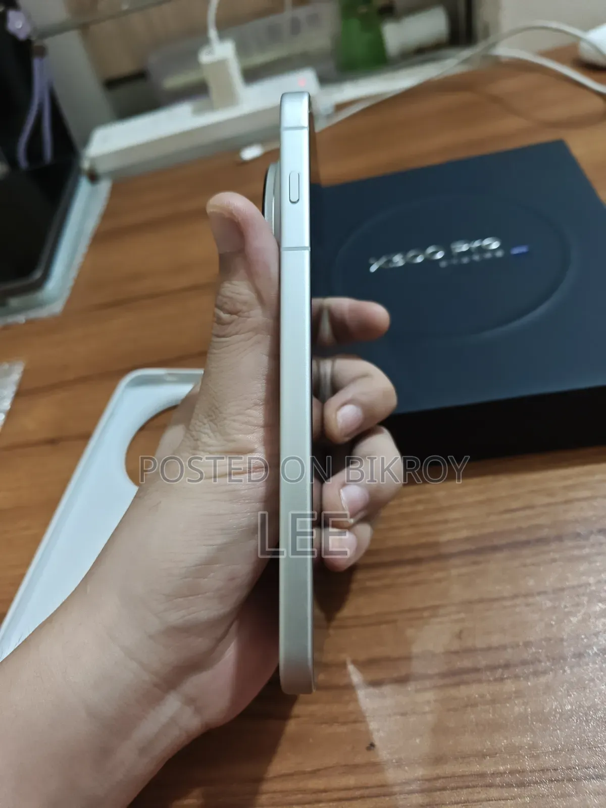 New Vivo X300 Pro 256 GB White