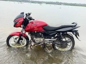 Bajaj Pulsar 150 2013 Red
