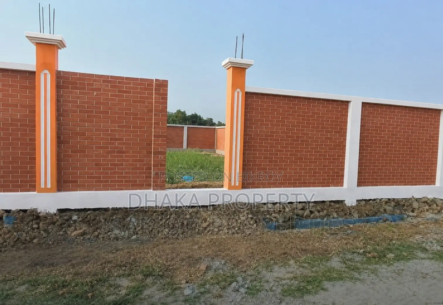 60ft 3 Katha Park Facing South at Sector-17/H