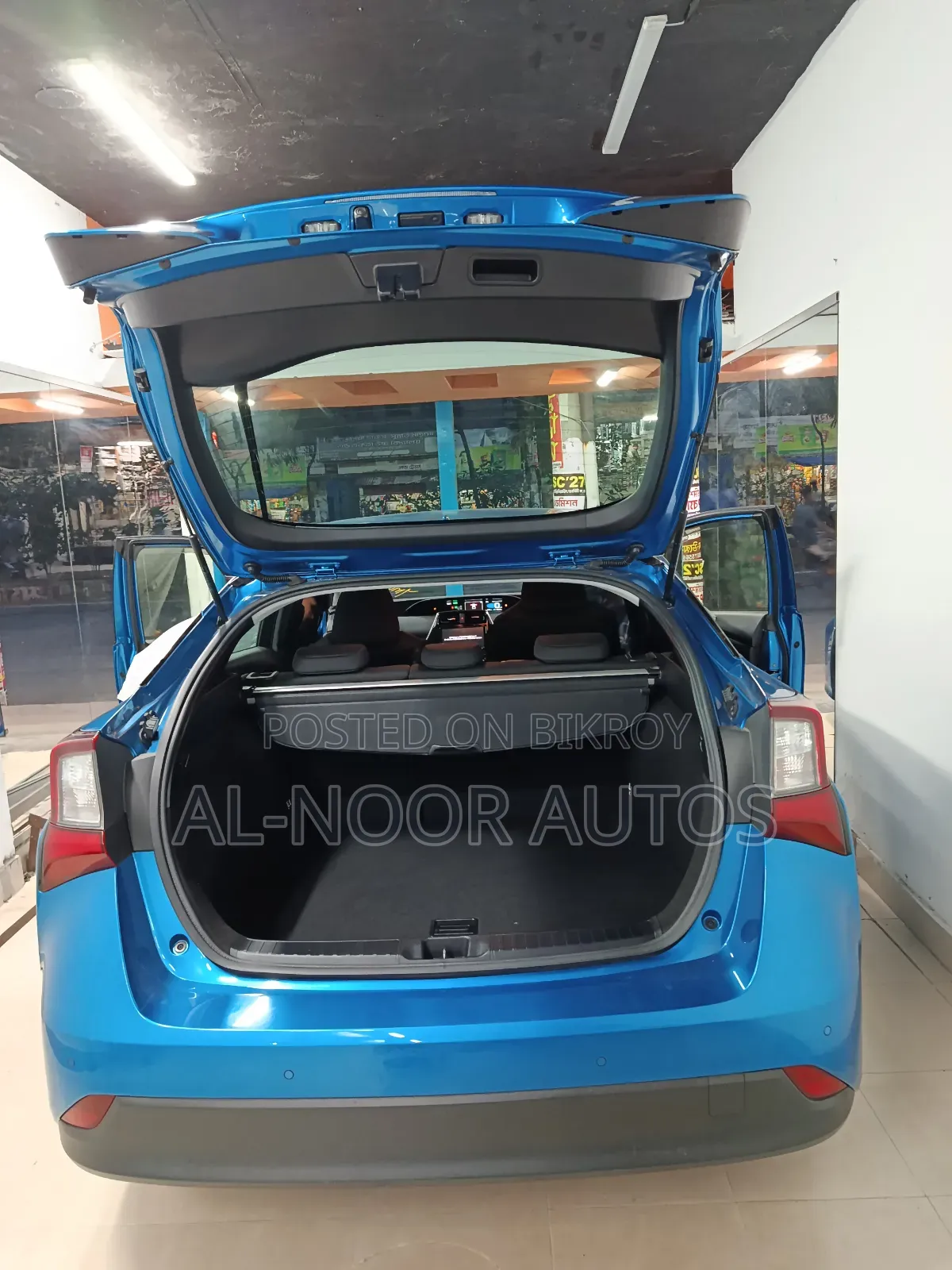 Toyota Prius 2020 Blue