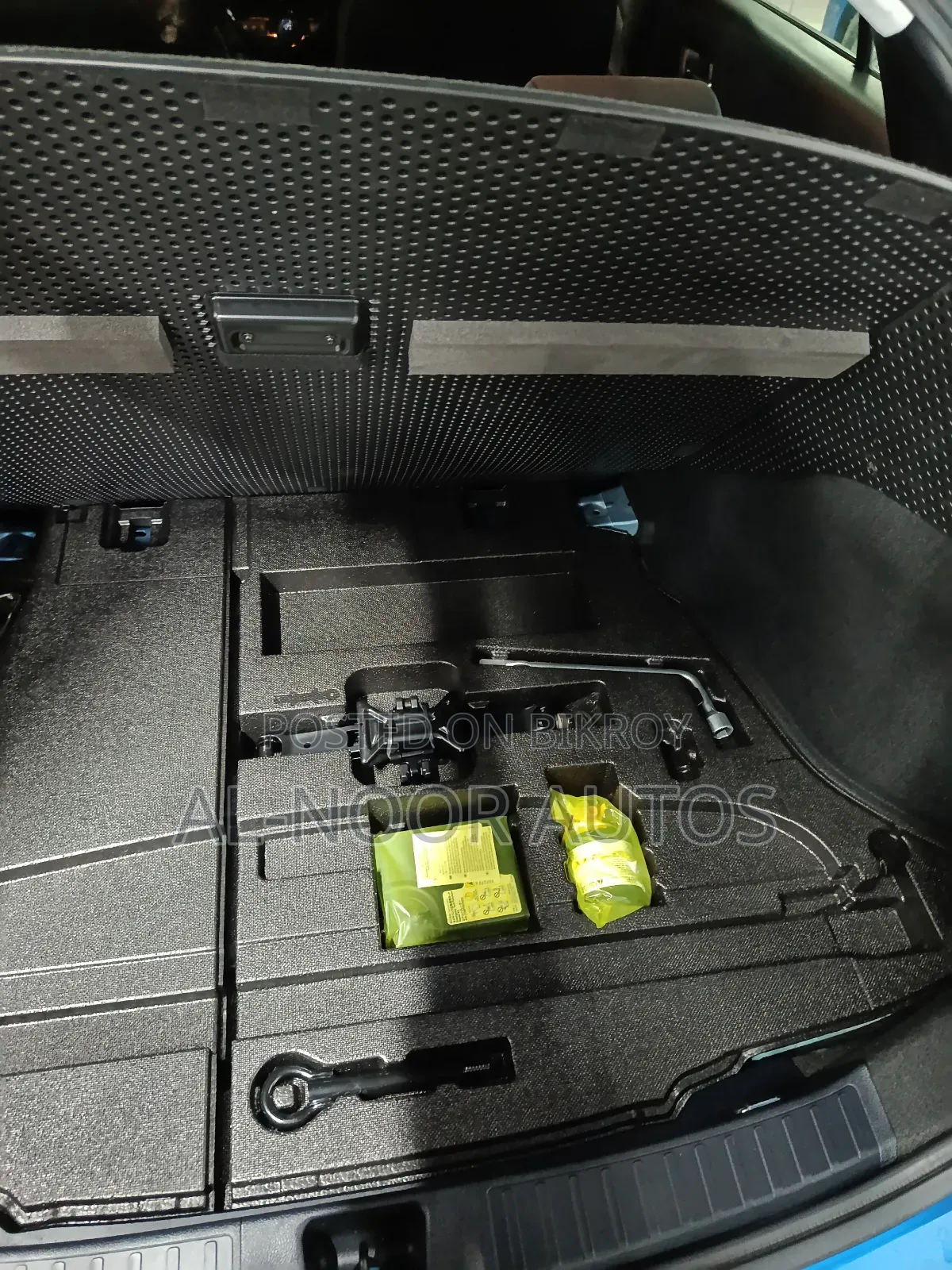 Toyota Prius 2020 Blue