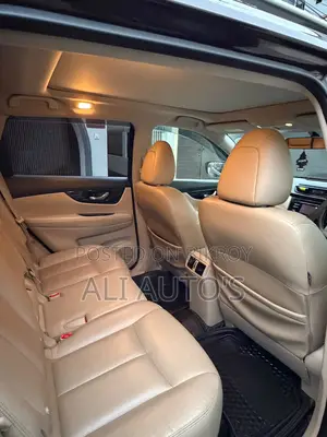 Nissan X-Trail 2021 Brown