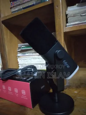 Fifine Ampligame Am8 Dynamic Microphone