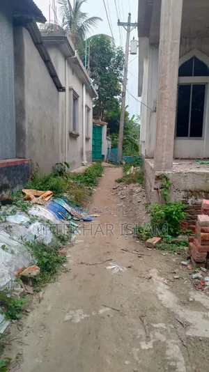 5 decimal land for sale in Panchamighat Mouza, Sadipur Union, Sonargaon Thana