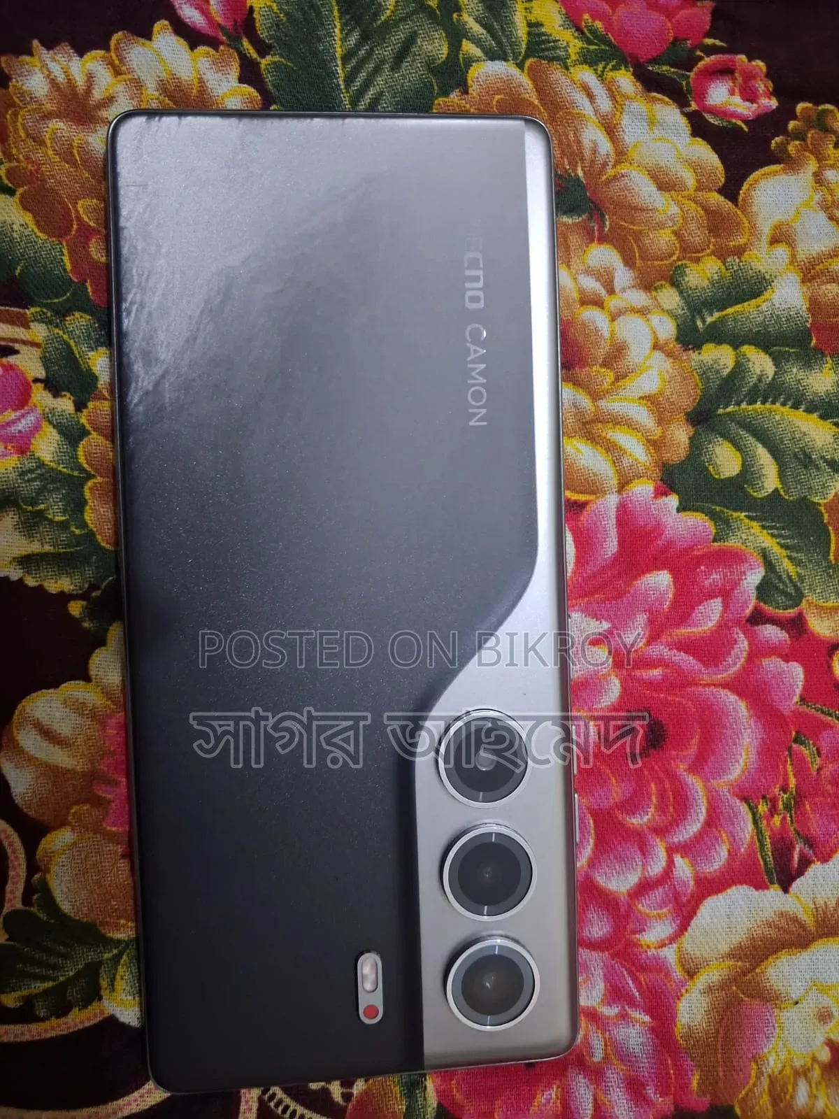 Tecno Camon 40 128 GB Silver
