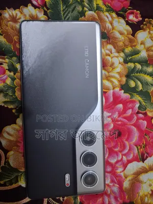 Tecno Camon 40 128 GB Silver