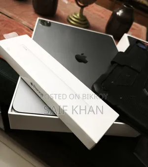 Apple iPad Pro 12.9 (2021) 128 GB Gray