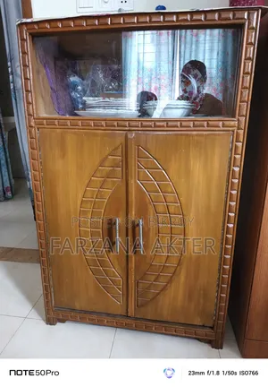 সেলফ বিক্রি হবে।