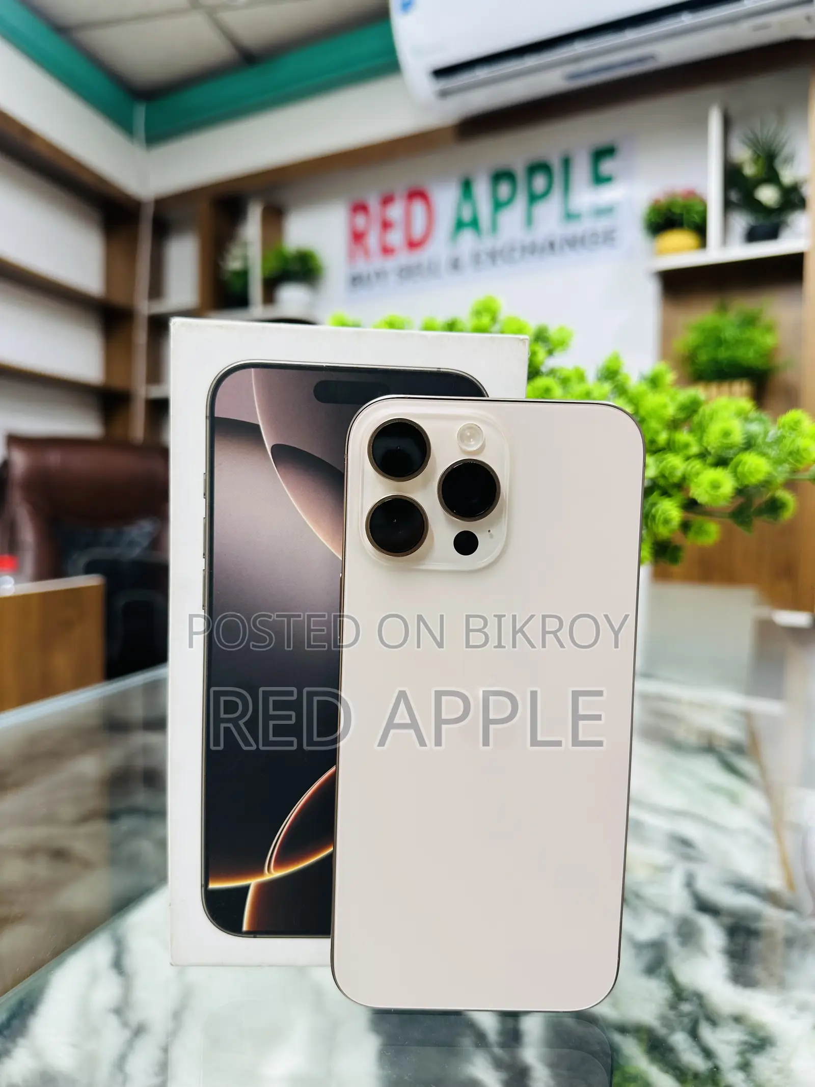 Apple iPhone 16 Pro Max 256 GB Gold