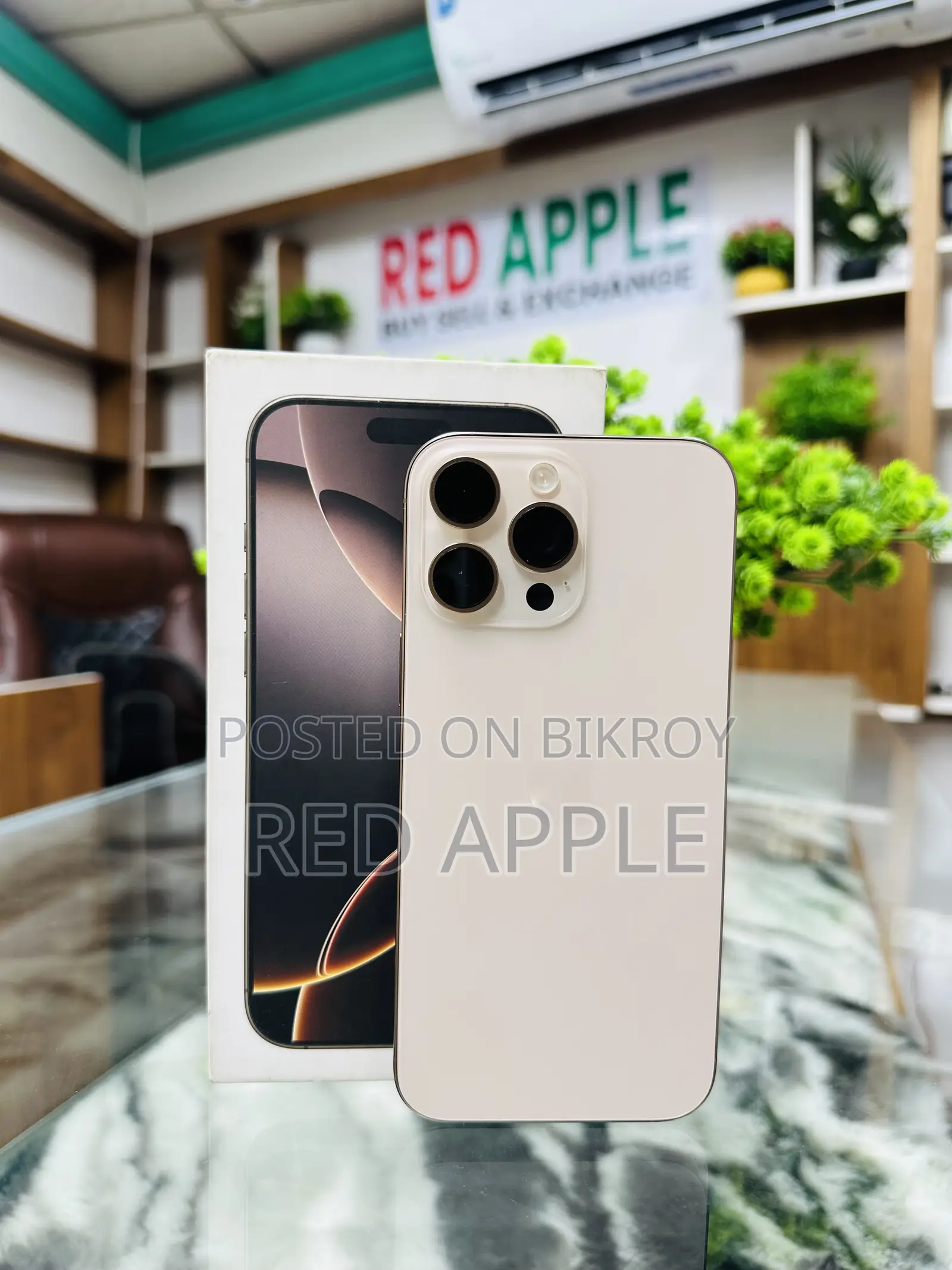 Apple iPhone 16 Pro Max 256 GB Gold