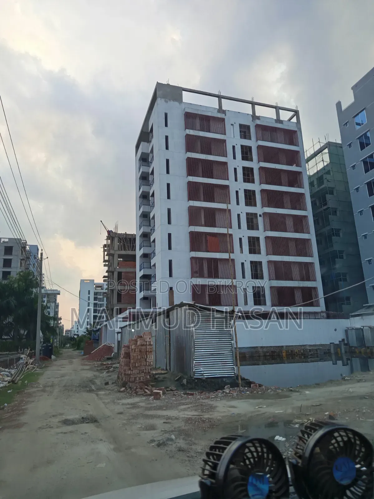 বসুন্ধরায় ৩ বেডরুমের অ্যাপার্টমেন্ট বিক্রয়ের জন্য