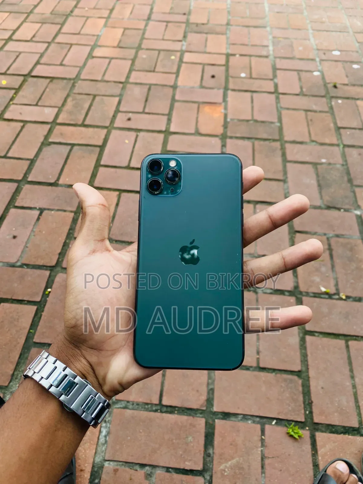 Apple iPhone 11 Pro Max 64 GB Green
