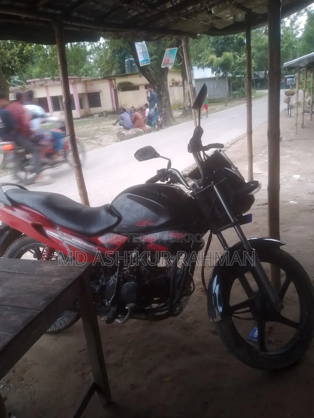 Hero Glamour 2020 Black