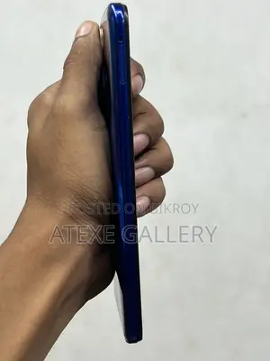 Vivo Y19 128 GB Blue