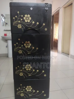 আরএফএল ওয়ারড্রোব