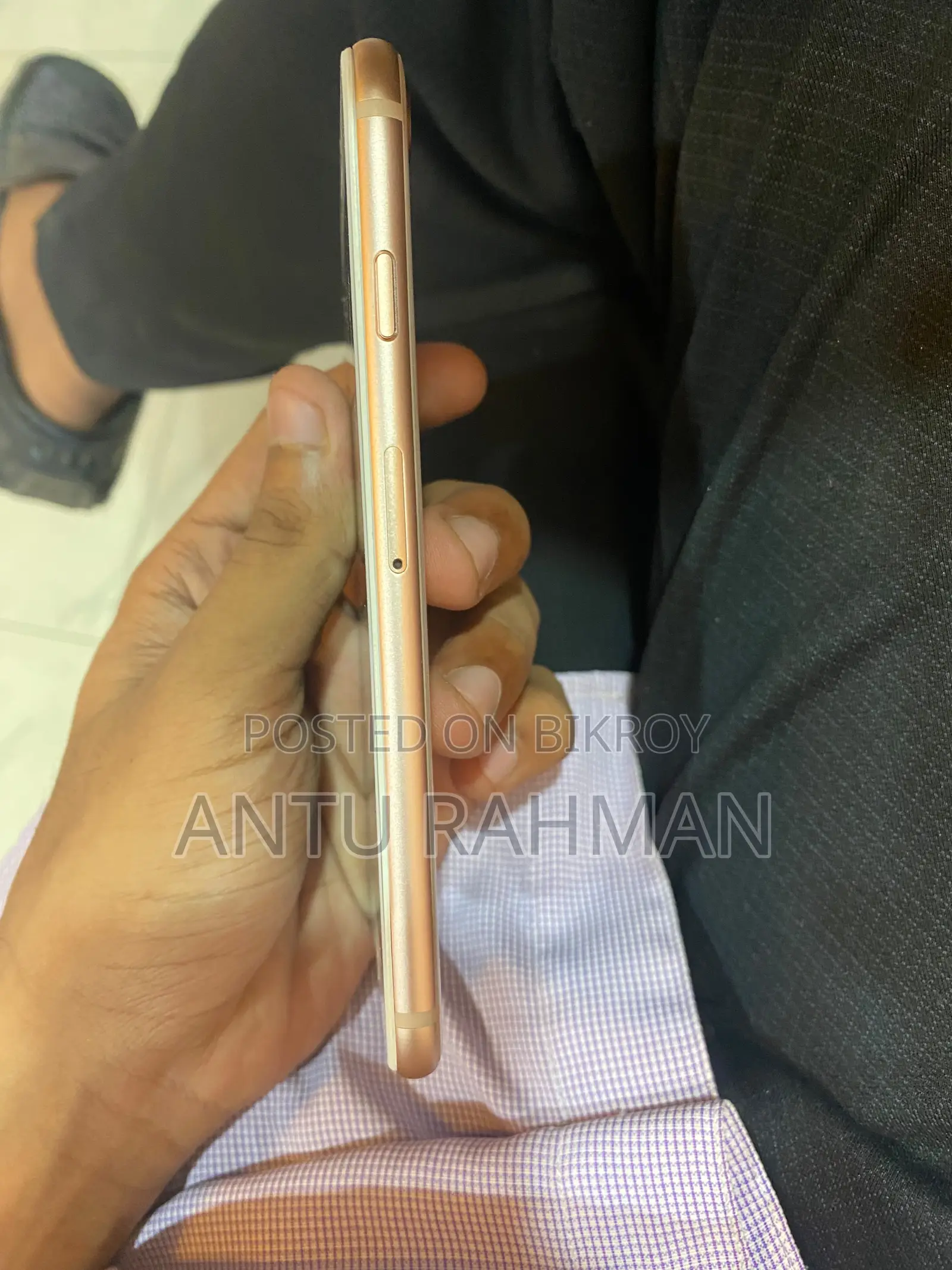 Apple iPhone SE (2020) 128 GB Gold