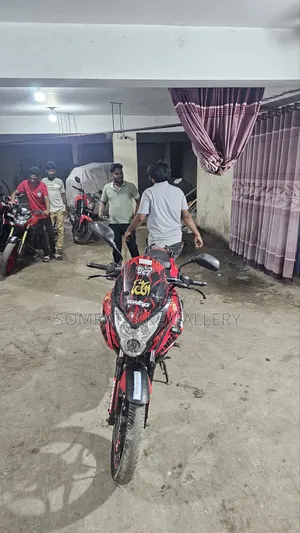 Bajaj Pulsar 150 2016 Red