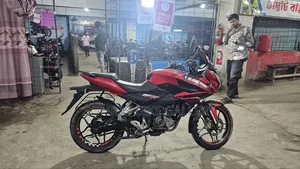 Bajaj Pulsar 150 2016 Red