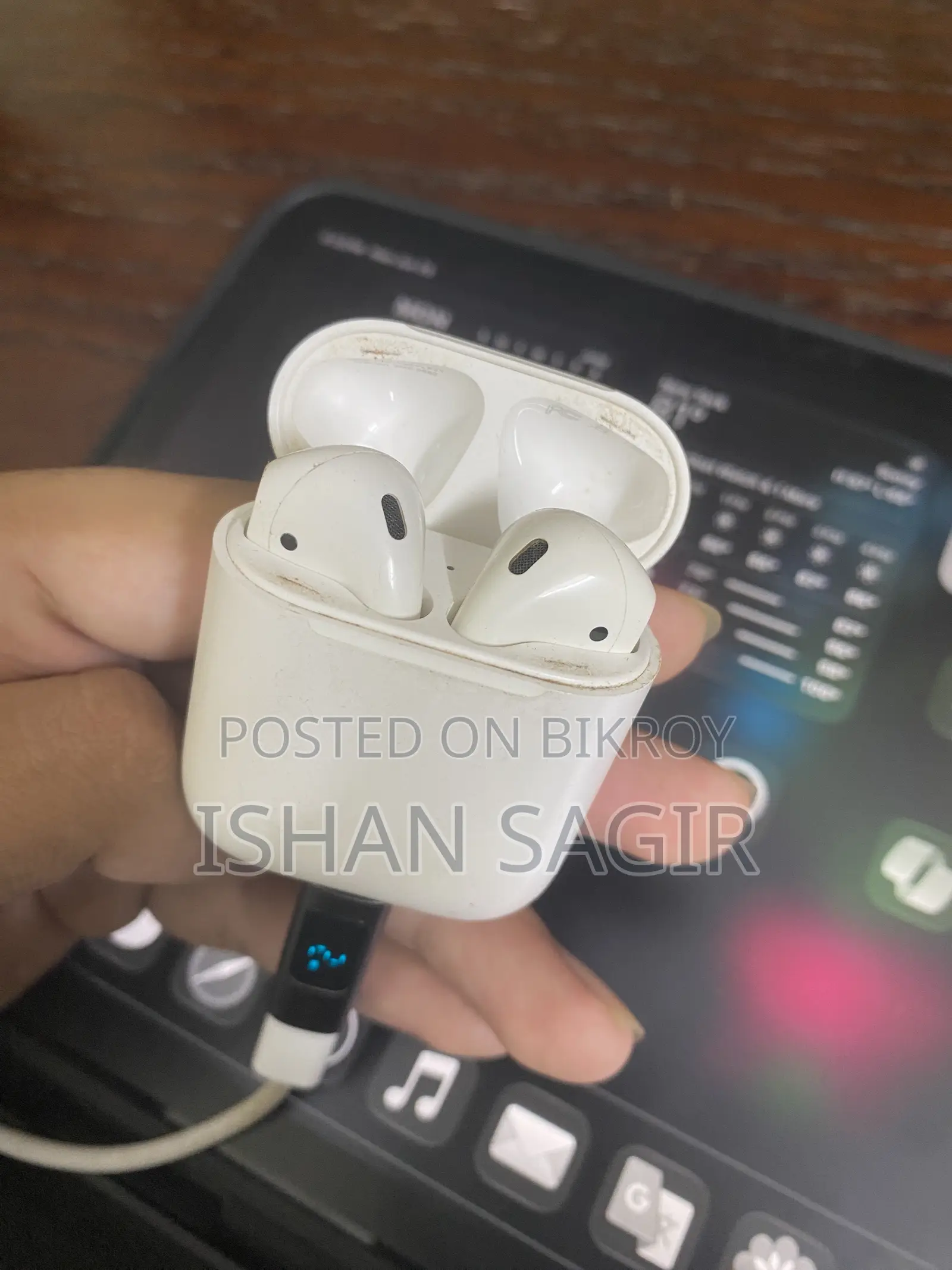 Apple AirPods 2nd Gen