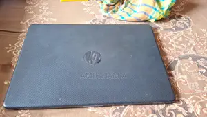 Laptop HP 15s 12GB Intel Core i3 HDD+SSD 1.5T