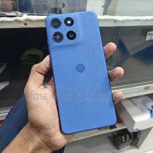 Motorola 128 GB Blue