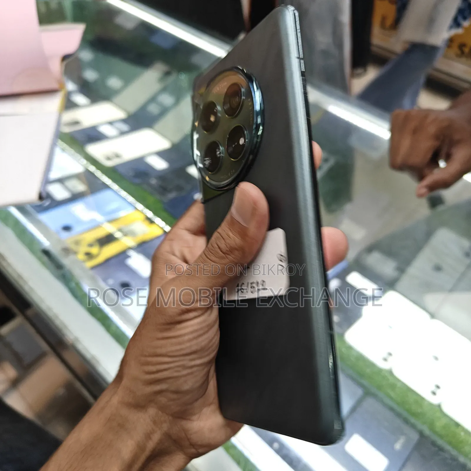 New OnePlus 512 GB Green
