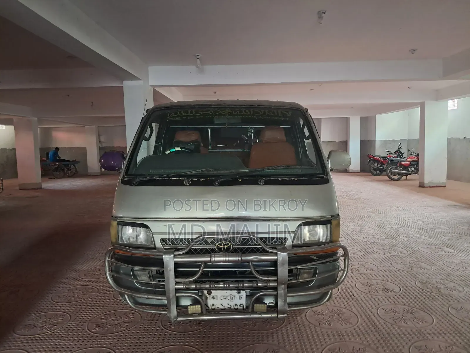 Toyota HiAce 2003