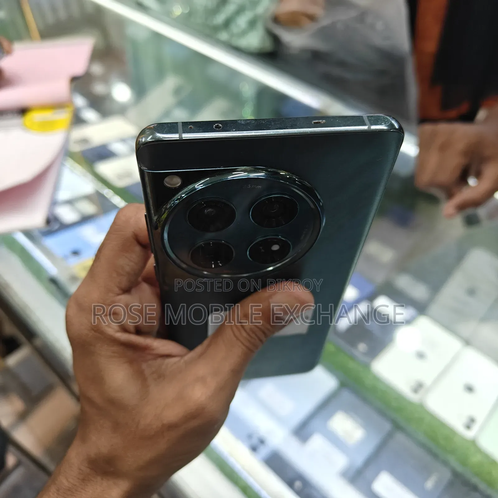 New OnePlus 512 GB Green