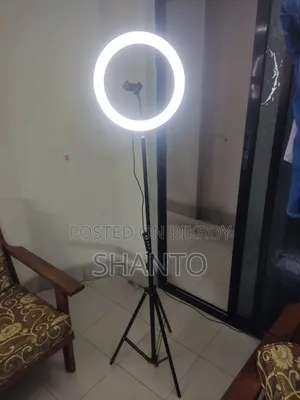 12" Ring Light With Stand