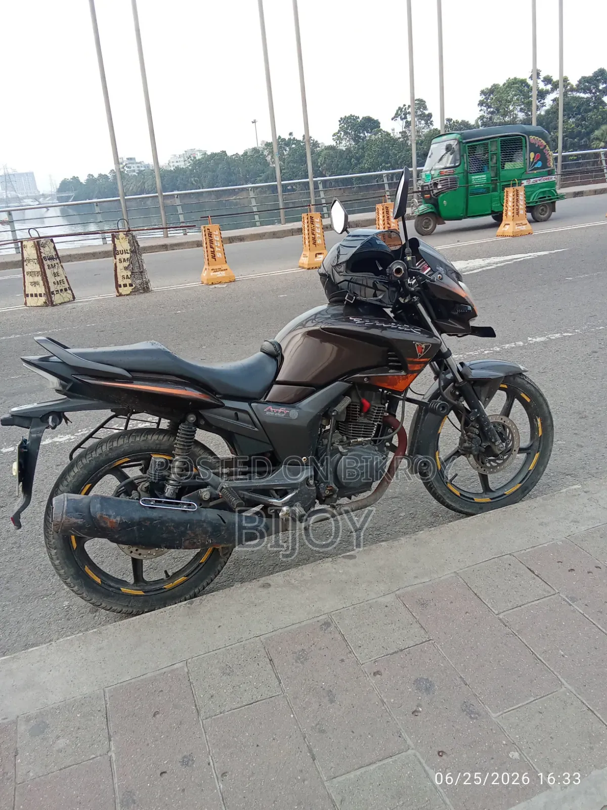 Hero Hunk 2019 Brown