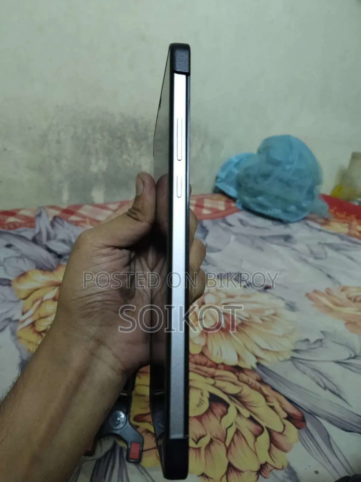 অনার ৬৪ জিবি সিলভার