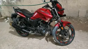 হিরো হাঙ্ক ২০১৭ লাল