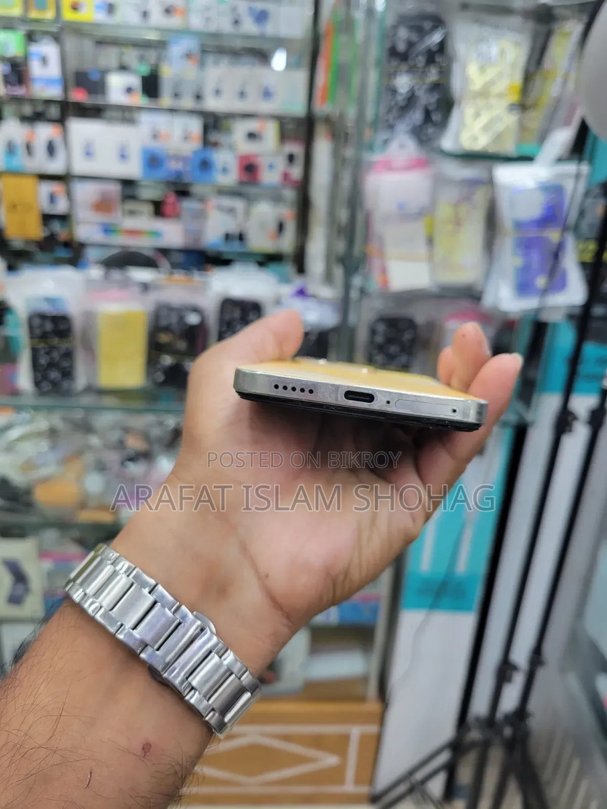 Vivo V25e 128 GB Gold