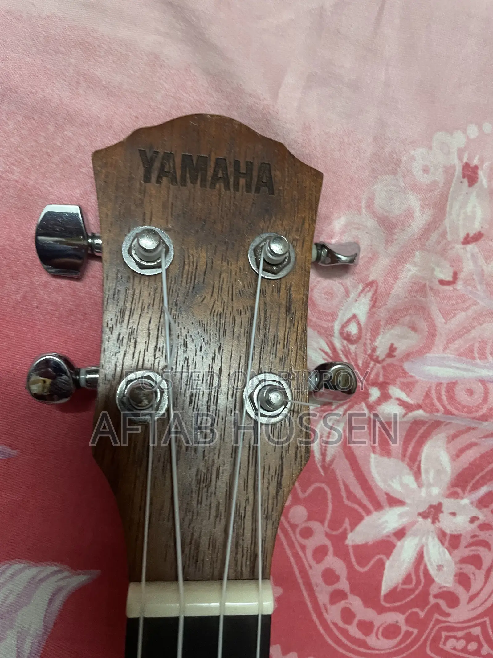 Ukelele Selling