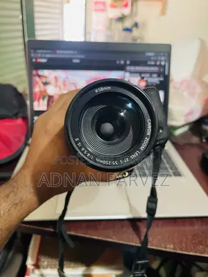 ক্যানন ৫৫০ডি ডিএসএলআর ক্যামেরা