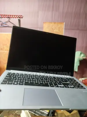 Laptop Asus 16GB Intel Core I5 SSHD+SSD 1T