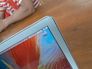 Laptop Apple MacBook 2011 4GB Intel Core I5 SSHD+SSD 128GB