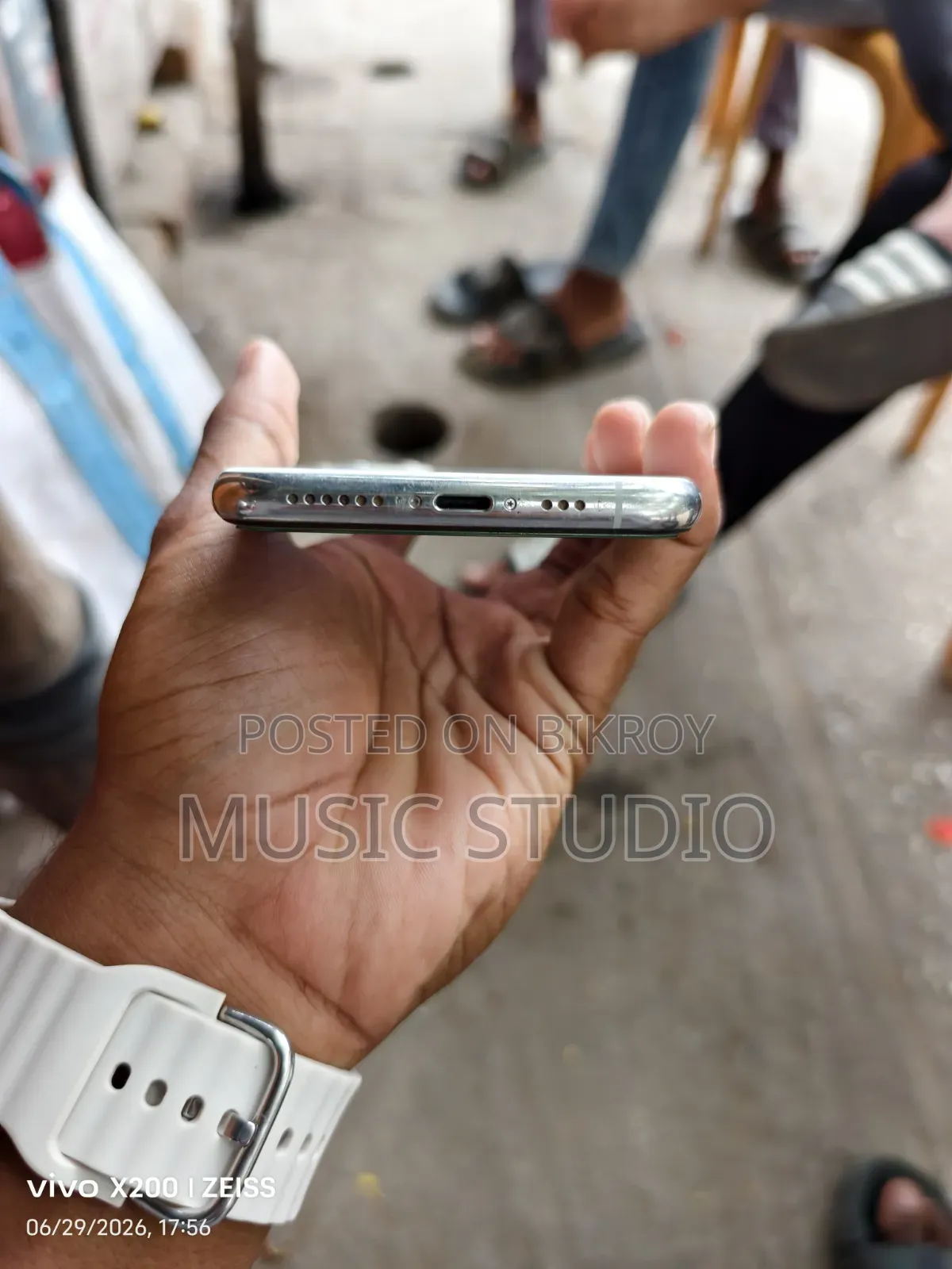 অ্যাপল আইফোন ১১ প্রো ৬৪ জিবি হোয়াইট