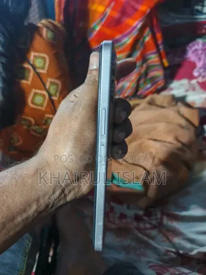 Vivo V19 128 GB Silver
