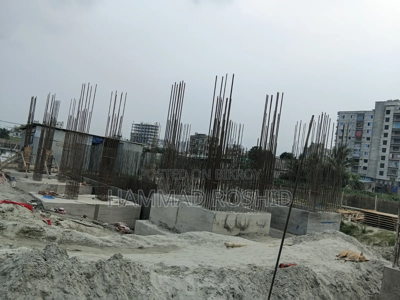 3-Bedroom Block of Flats in Jatrabari for sale