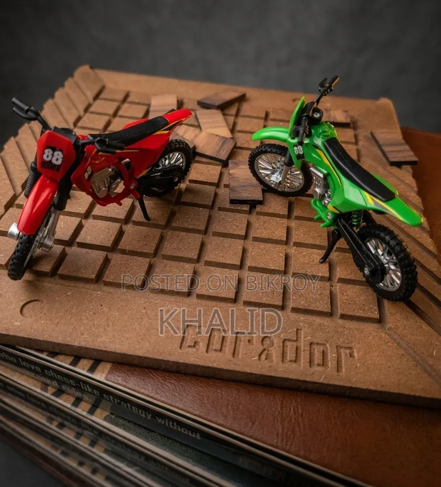 Coridor Board Game
