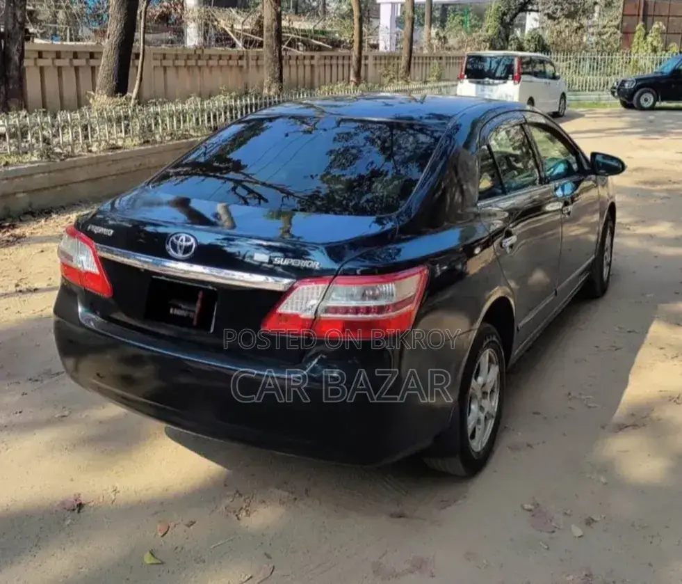 টয়োটা প্রিমিও ২০১১ কালো