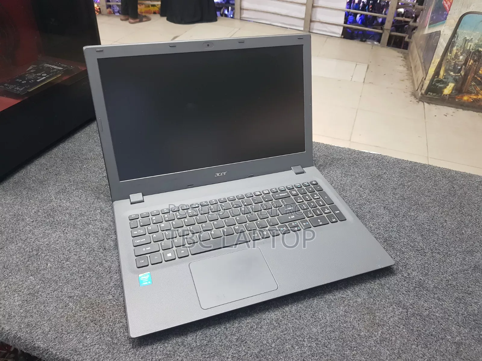 Laptop Acer Aspire E5-573 8GB Intel Core I5 HDD 128GB